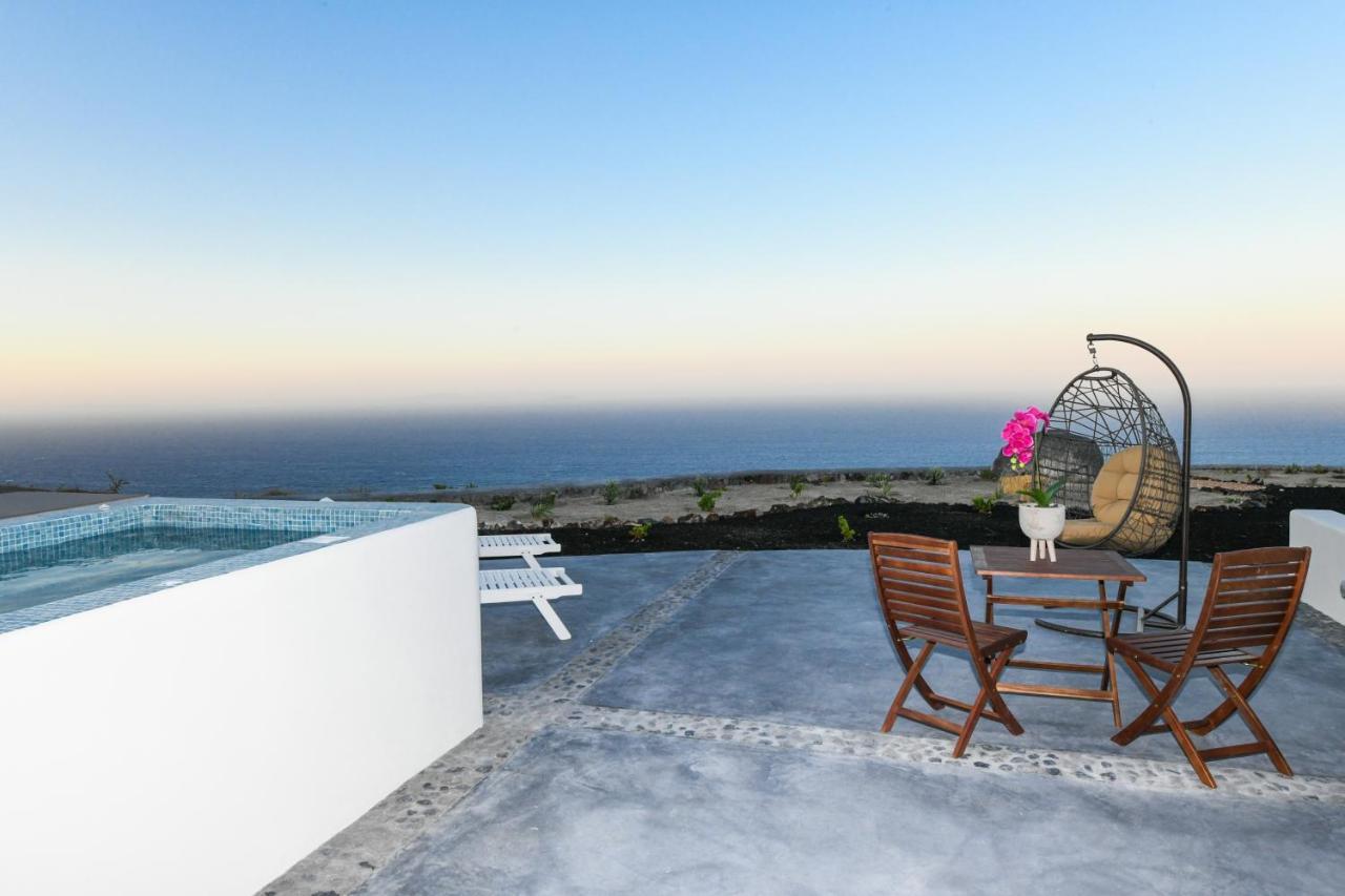 Luxe Efis Home Sea View 4 Villas & 4 Prive Jacuzzi 이메로비글리 외부 사진