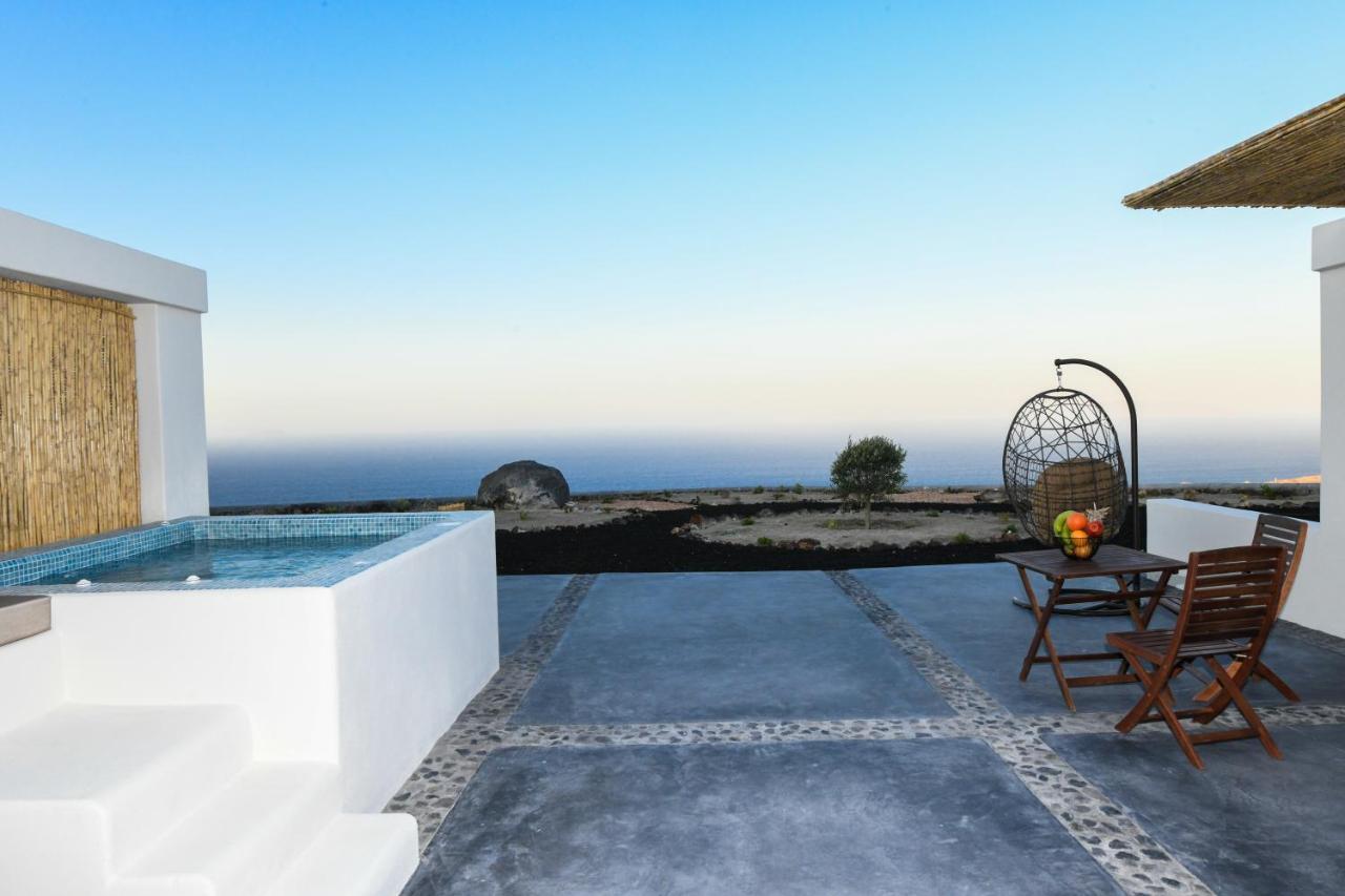 Luxe Efis Home Sea View 4 Villas & 4 Prive Jacuzzi 이메로비글리 외부 사진