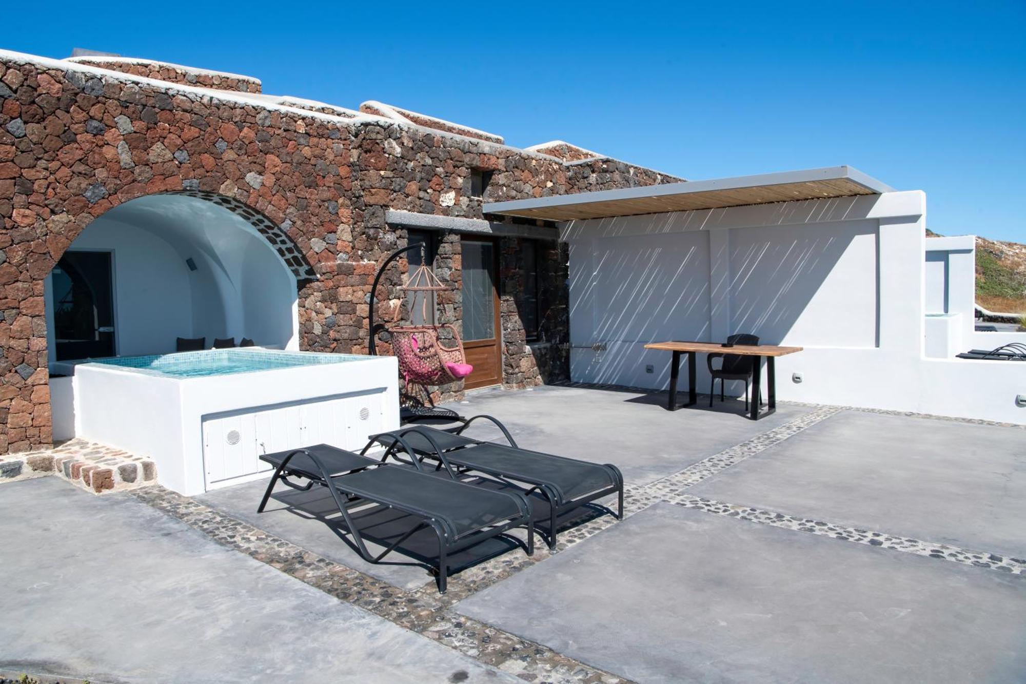 Luxe Efis Home Sea View 4 Villas & 4 Prive Jacuzzi 이메로비글리 외부 사진